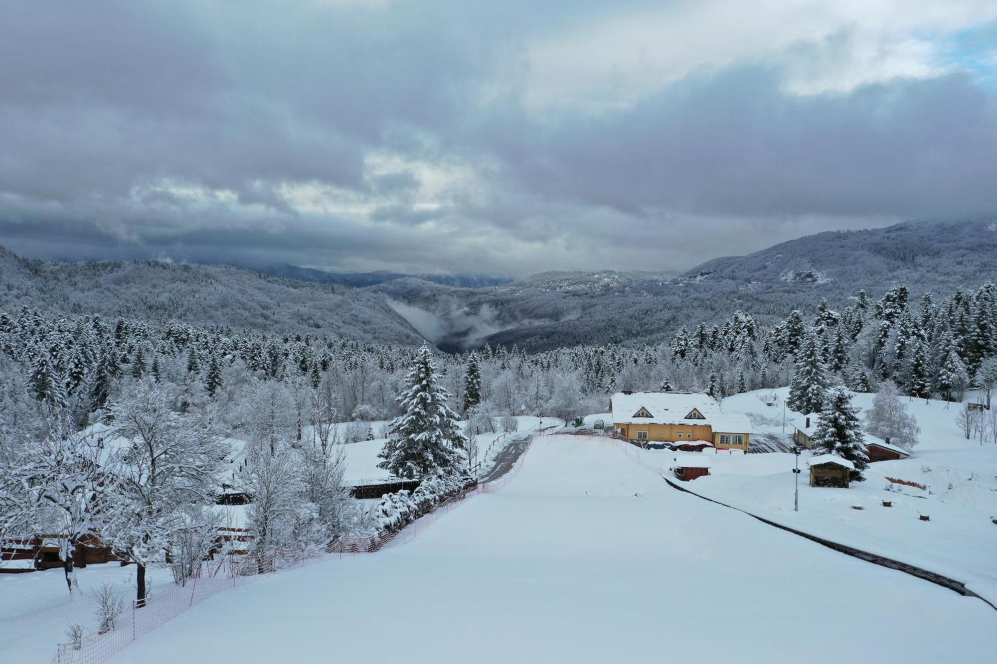 Gorski Park Kupjak Ngoại thất bức ảnh